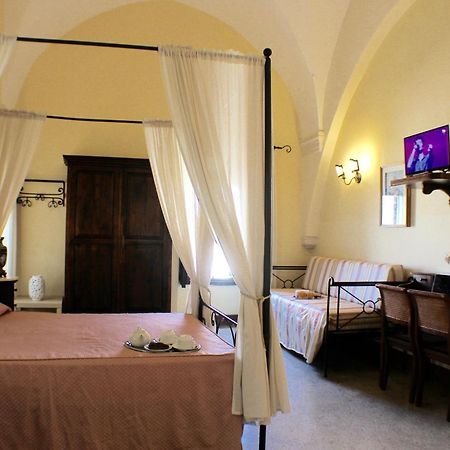 Palazzo Senape De Pace Bed & Breakfast Gallipoli Exterior photo