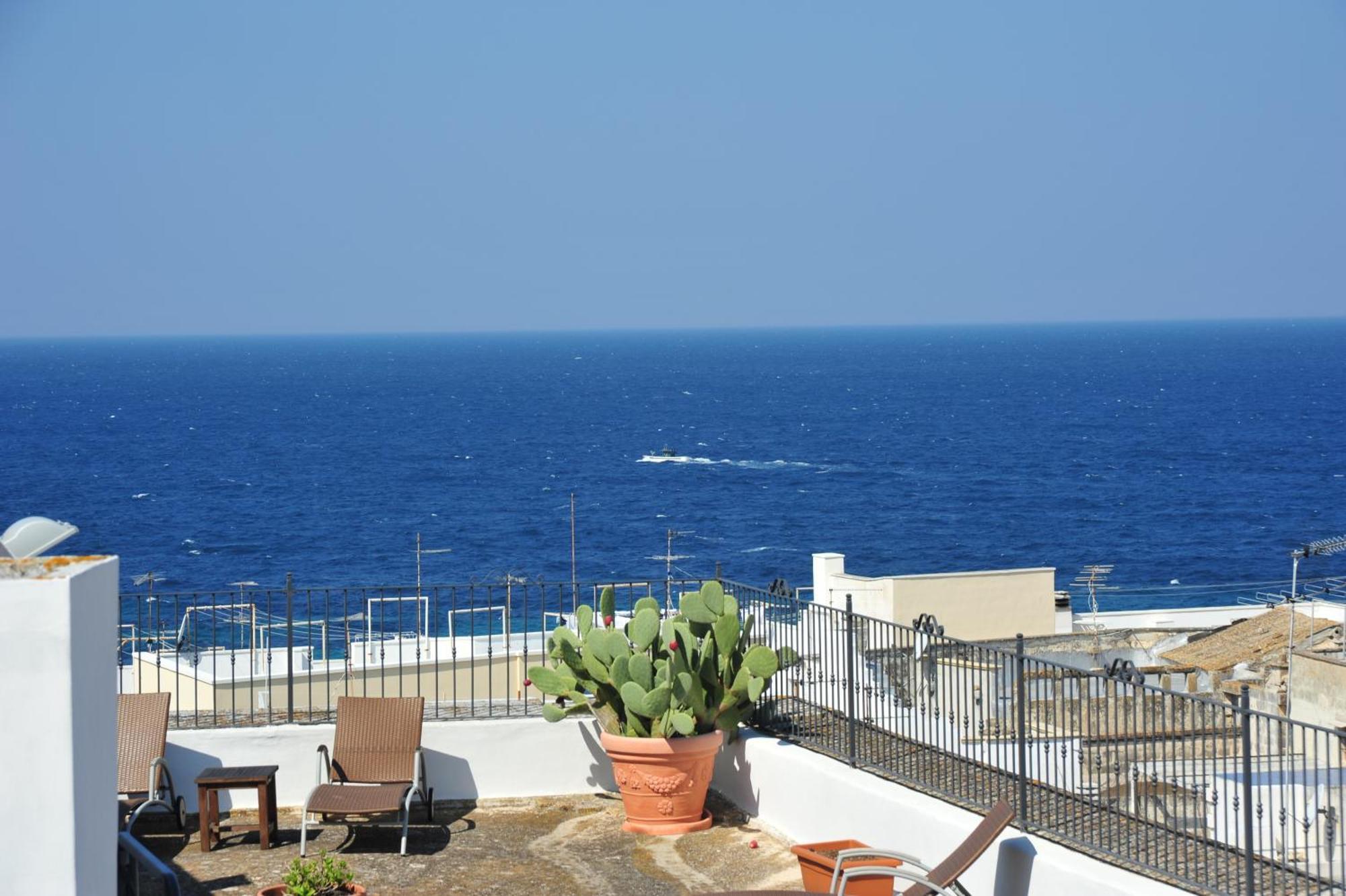 Palazzo Senape De Pace Bed & Breakfast Gallipoli Exterior photo