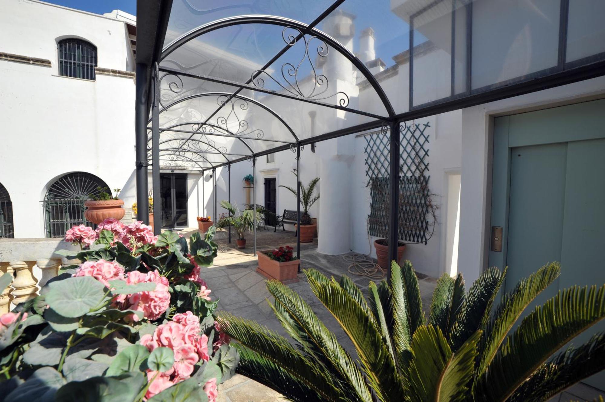 Palazzo Senape De Pace Bed & Breakfast Gallipoli Exterior photo