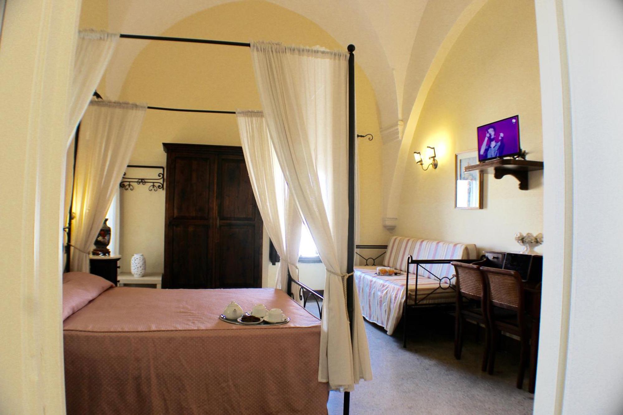 Palazzo Senape De Pace Bed & Breakfast Gallipoli Exterior photo