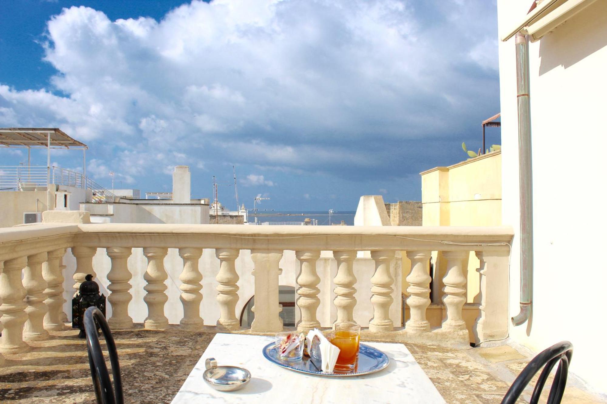 Palazzo Senape De Pace Bed & Breakfast Gallipoli Exterior photo