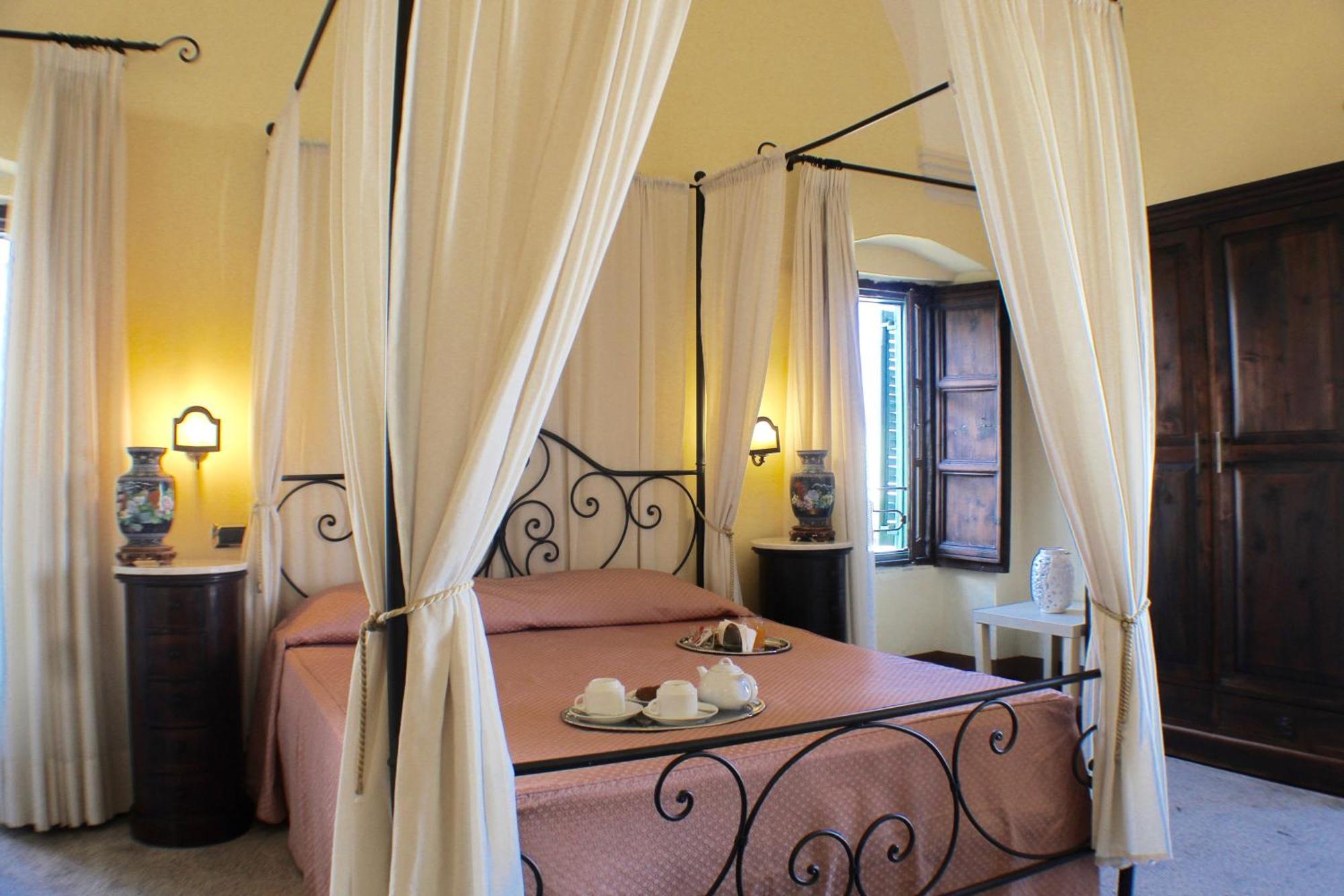 Palazzo Senape De Pace Bed & Breakfast Gallipoli Exterior photo