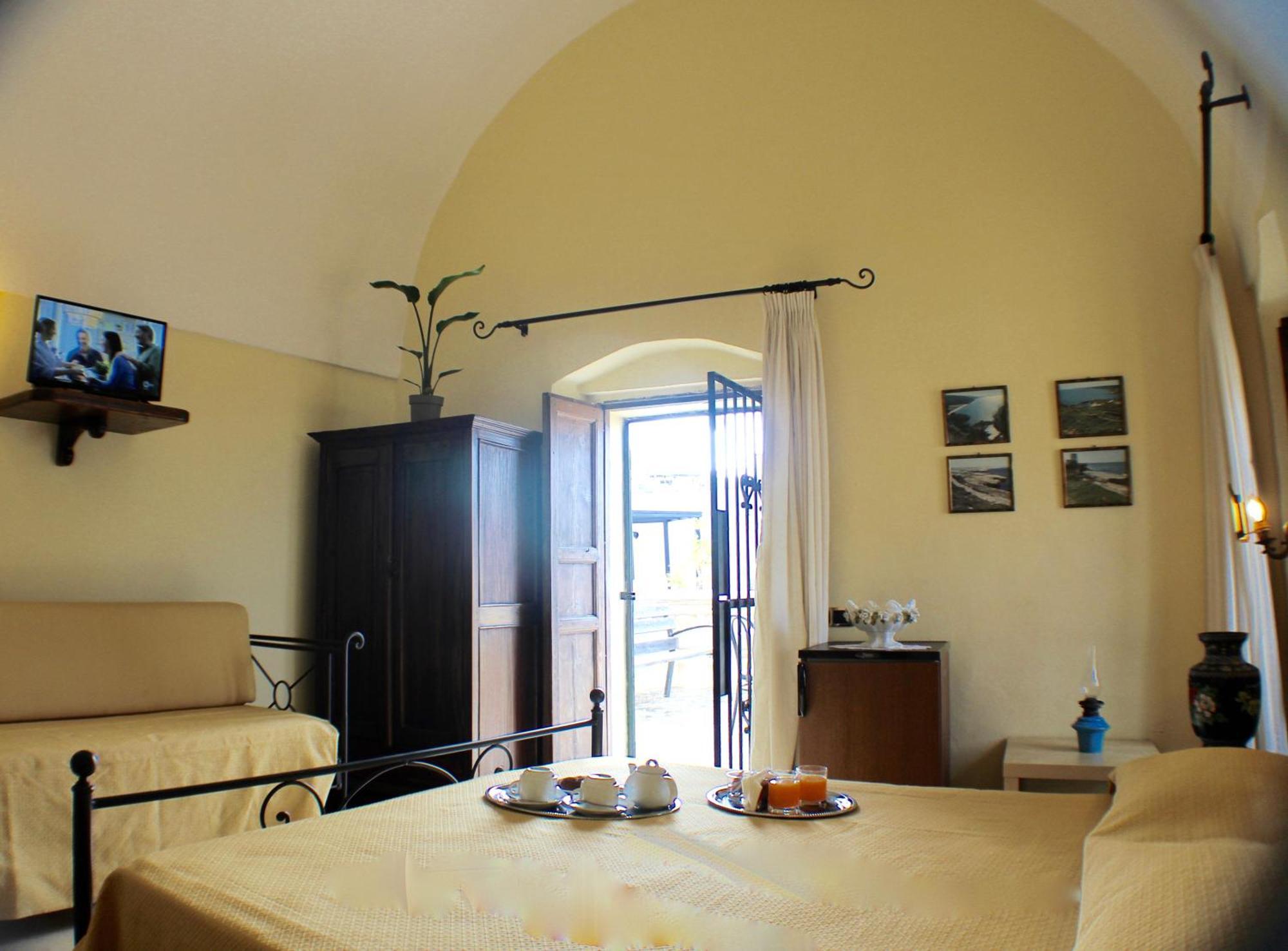 Palazzo Senape De Pace Bed & Breakfast Gallipoli Exterior photo