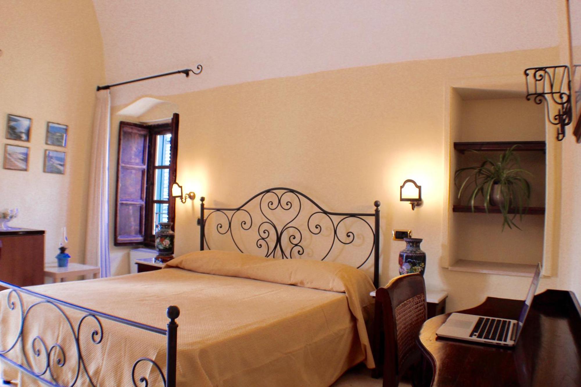 Palazzo Senape De Pace Bed & Breakfast Gallipoli Exterior photo